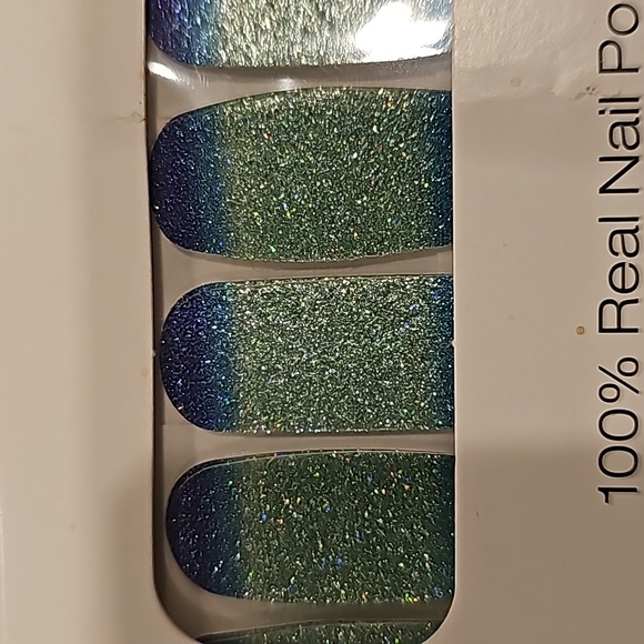 NWT Color Street - Picture 7 of 7